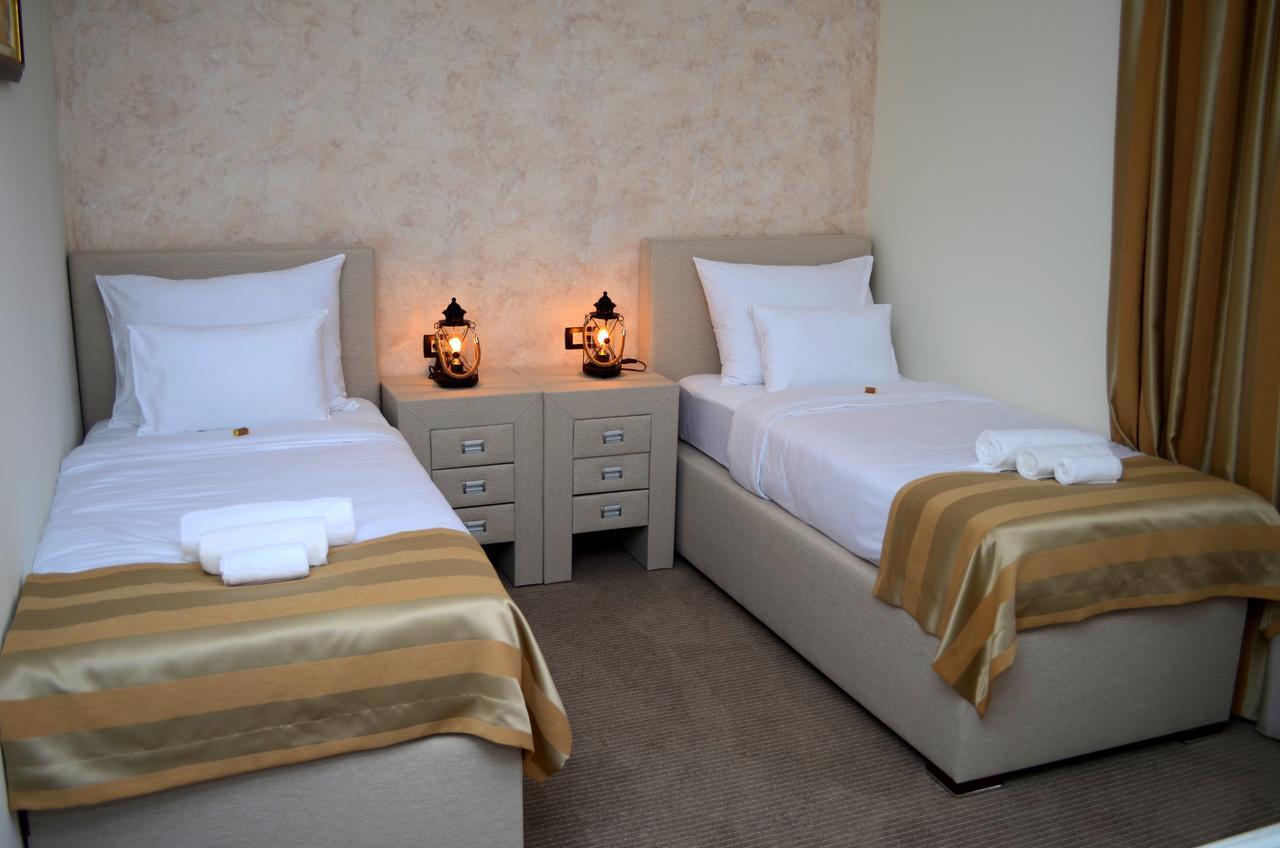 Hotel Helada Тиват Екстер'єр фото