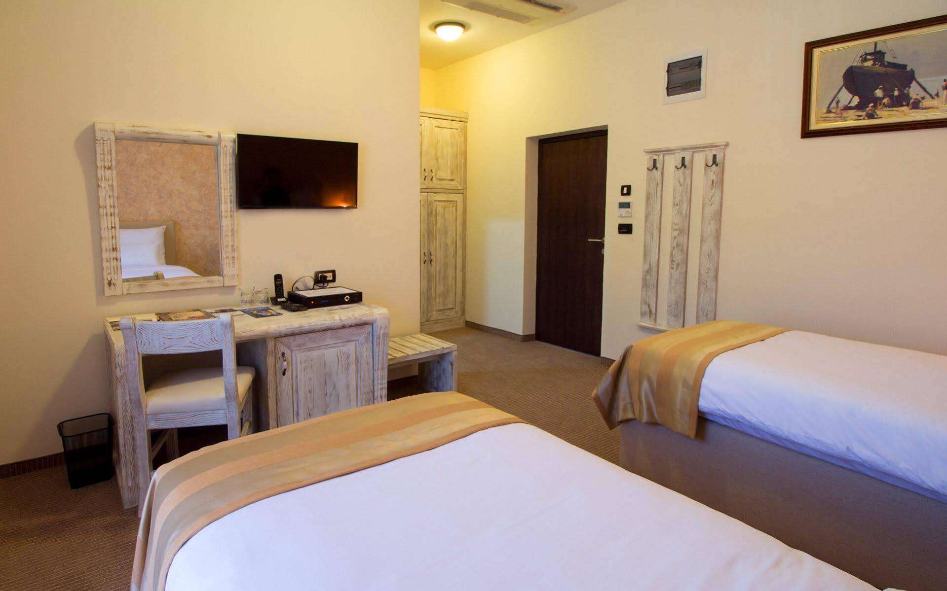 Hotel Helada Тиват Екстер'єр фото