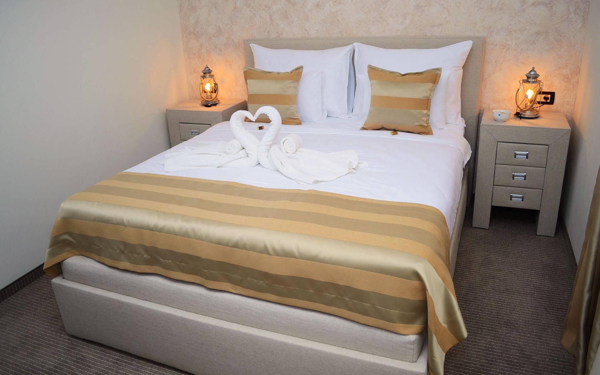 Hotel Helada Тиват Екстер'єр фото