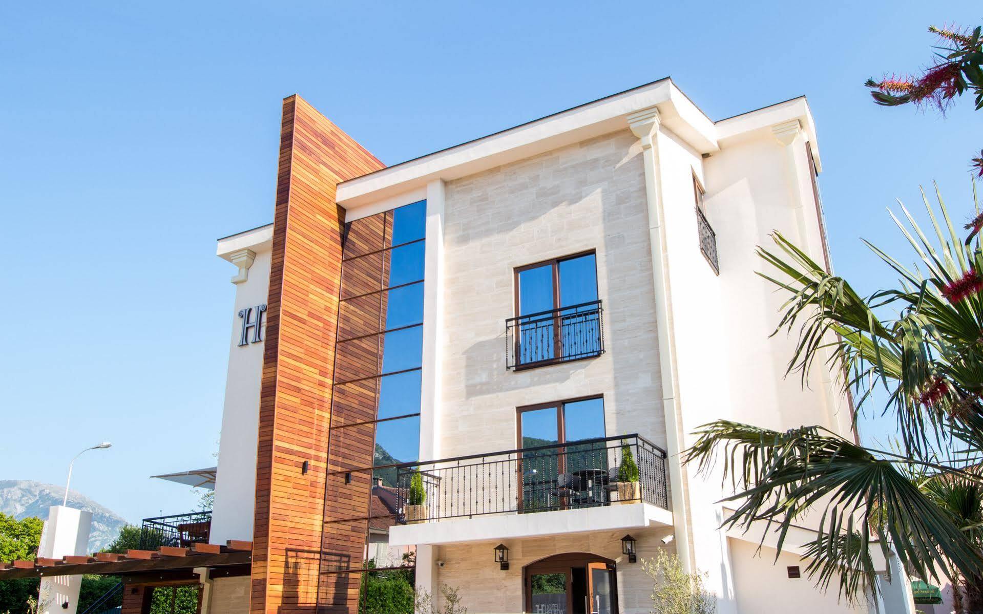 Hotel Helada Тиват Екстер'єр фото