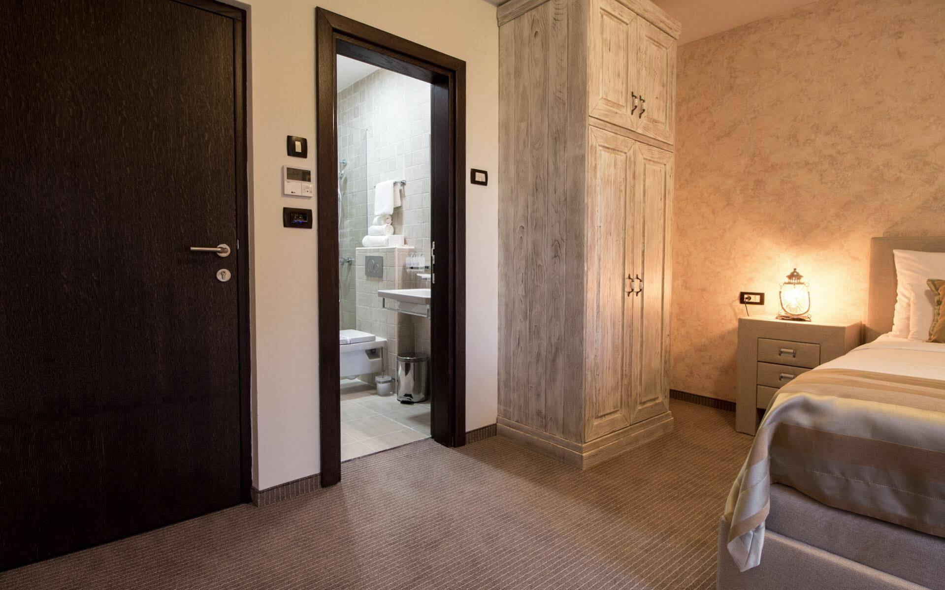 Hotel Helada Тиват Екстер'єр фото